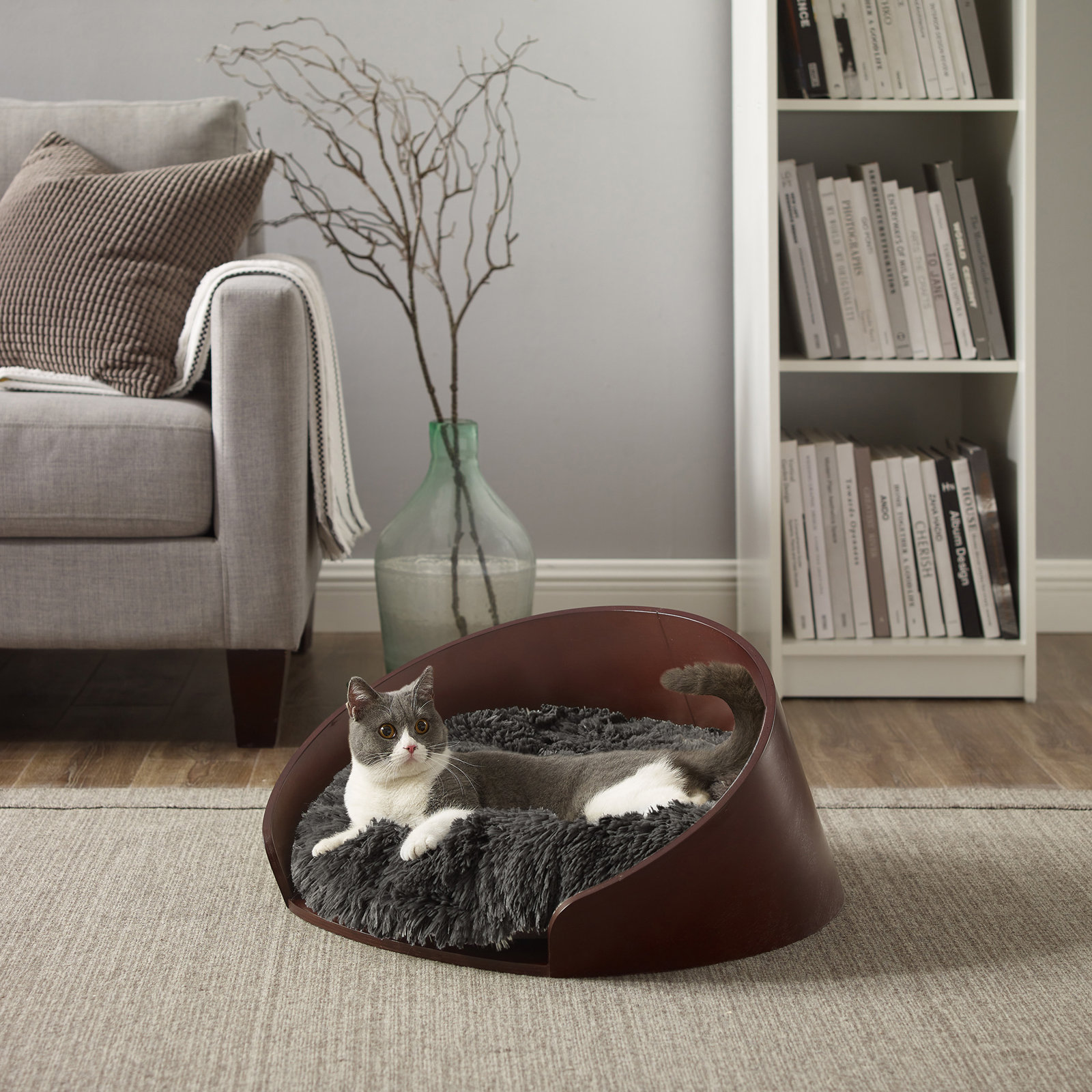 Kuai Round Cat Bed, Dark Brown