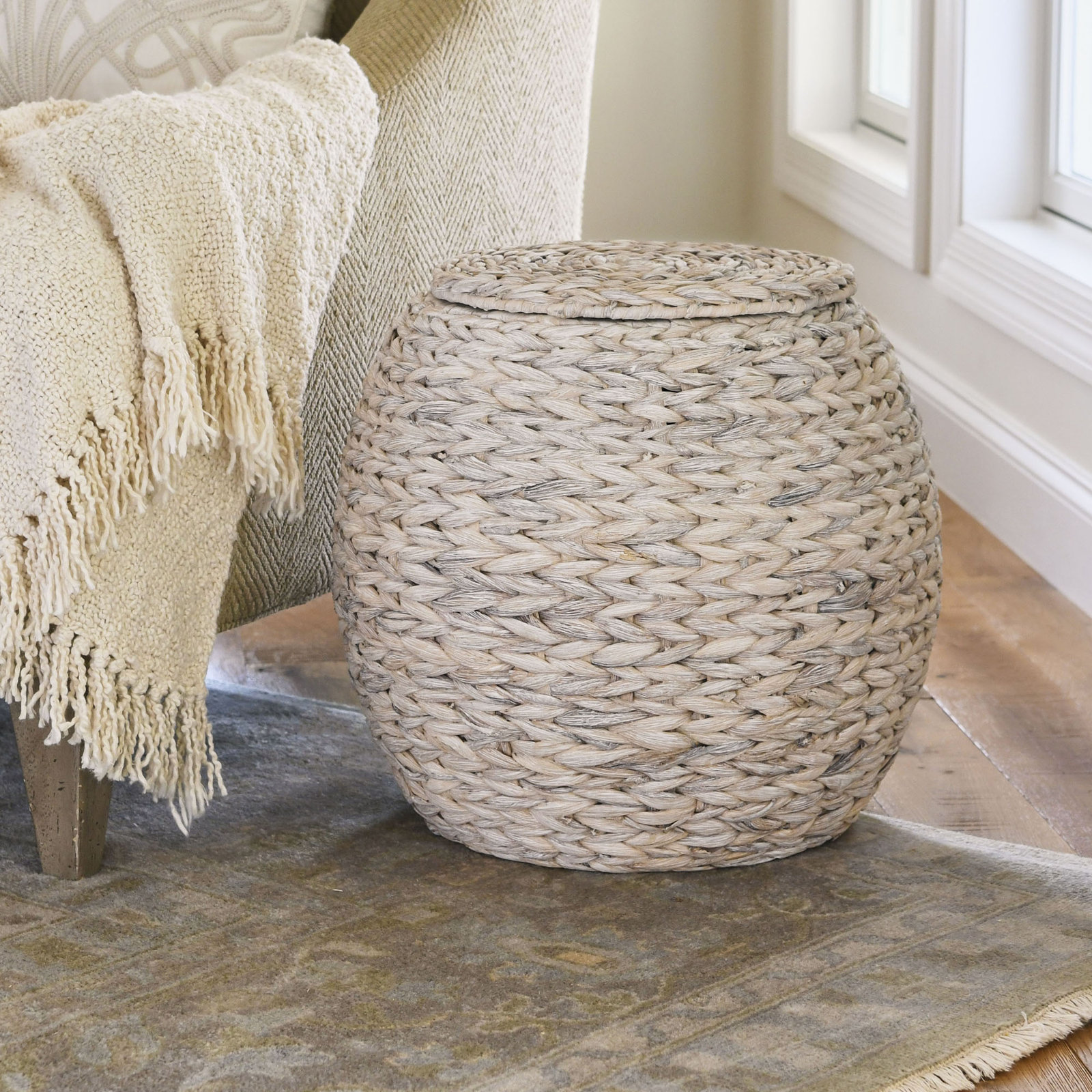 Baudette End Table, Washed White
