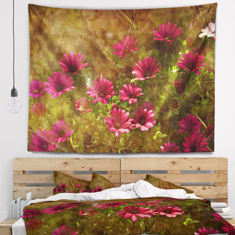 Tapisserie «Spring Garden» avec petites fleurs rouges, H 78 po x l 92 po