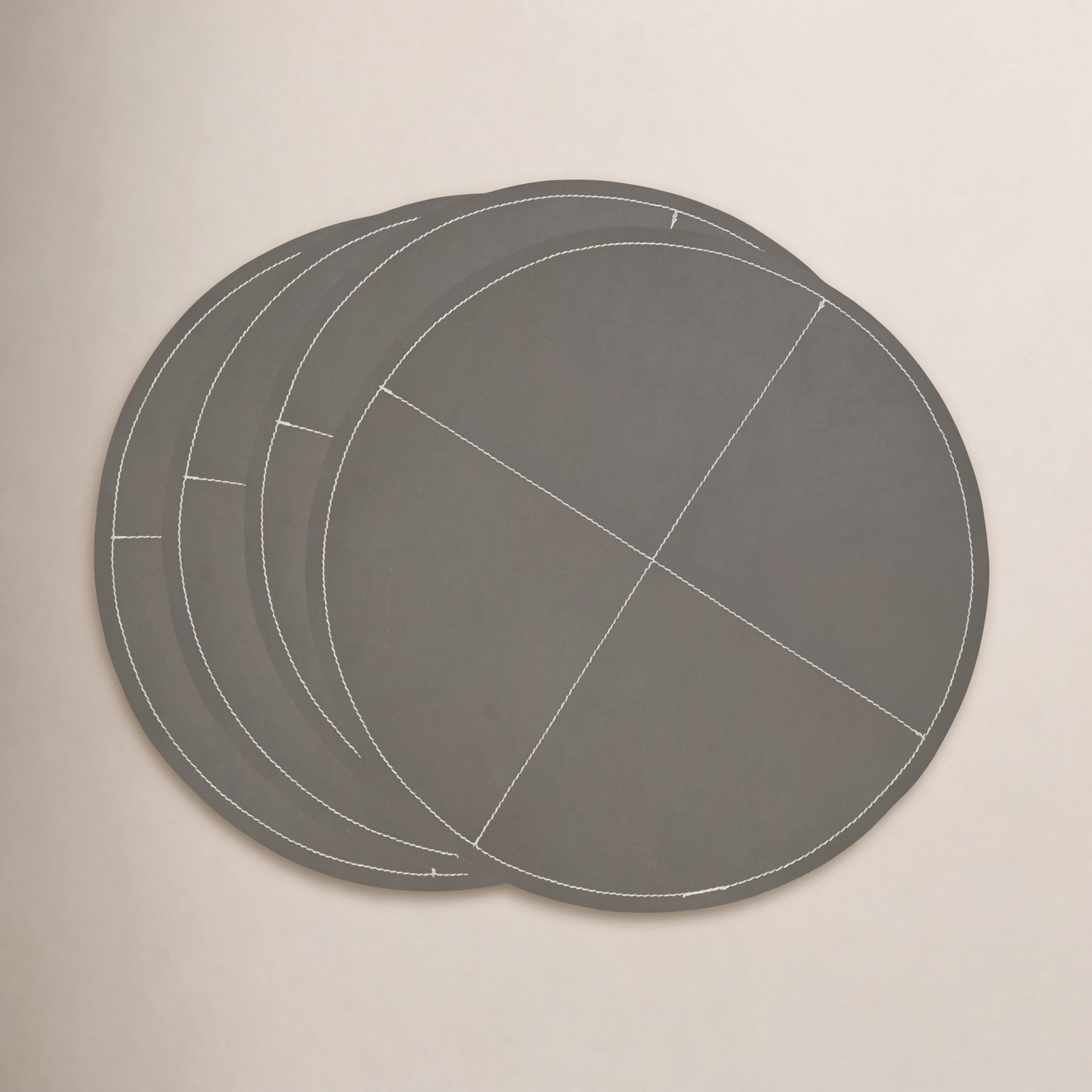 Calliope 100% Polyurethane No Pattern Round Placemat, Gray