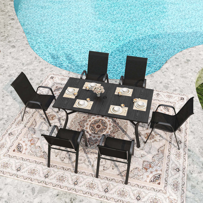 Ensemble de salle à manger 7 pièces pour patio, table rectangulaire en métal à grain de bois 63 po x 38 po avec trou pour parasol, 6 chaises ergonomiques en textilène imperméables, structure antirouille