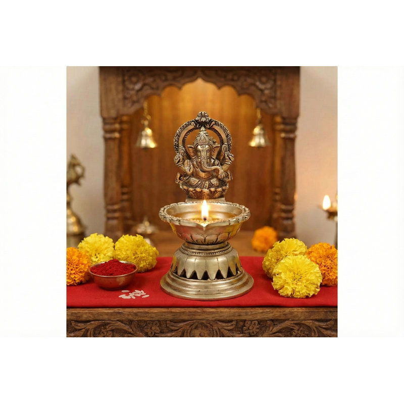 6.5'' Brass Novelty Floor Lamp