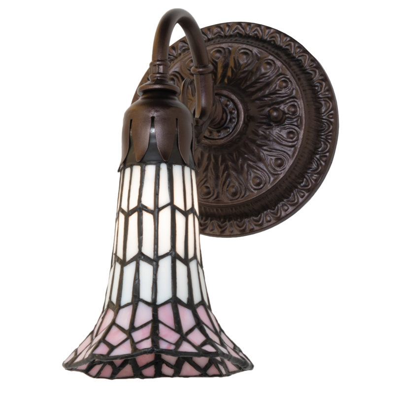 Canadice 1 - Light Barn Light, White/Pink