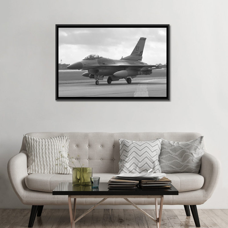 Avion de chasse F-16, reproduction de photo sur toile, H 32 po x l 48 po x P 1,5 po, Toile avec cadre flottant noir