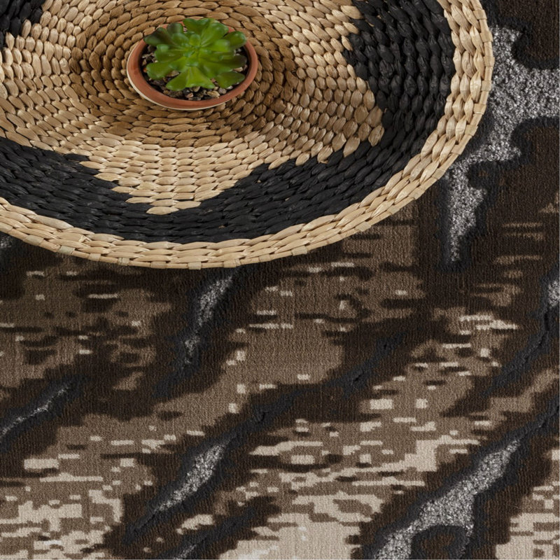 Hide GC_CHD1001 Brown 5 Ft. 3 In. X 7 Ft. Area Rug, Rectangle 5'3" x 7'