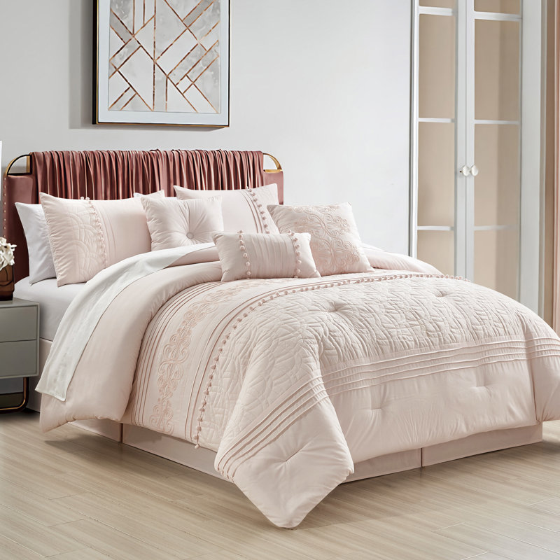 Modern & Contemporary Polyester Floral Comforter, Full Comforter + 6 Additional Pieces, Blush Pink