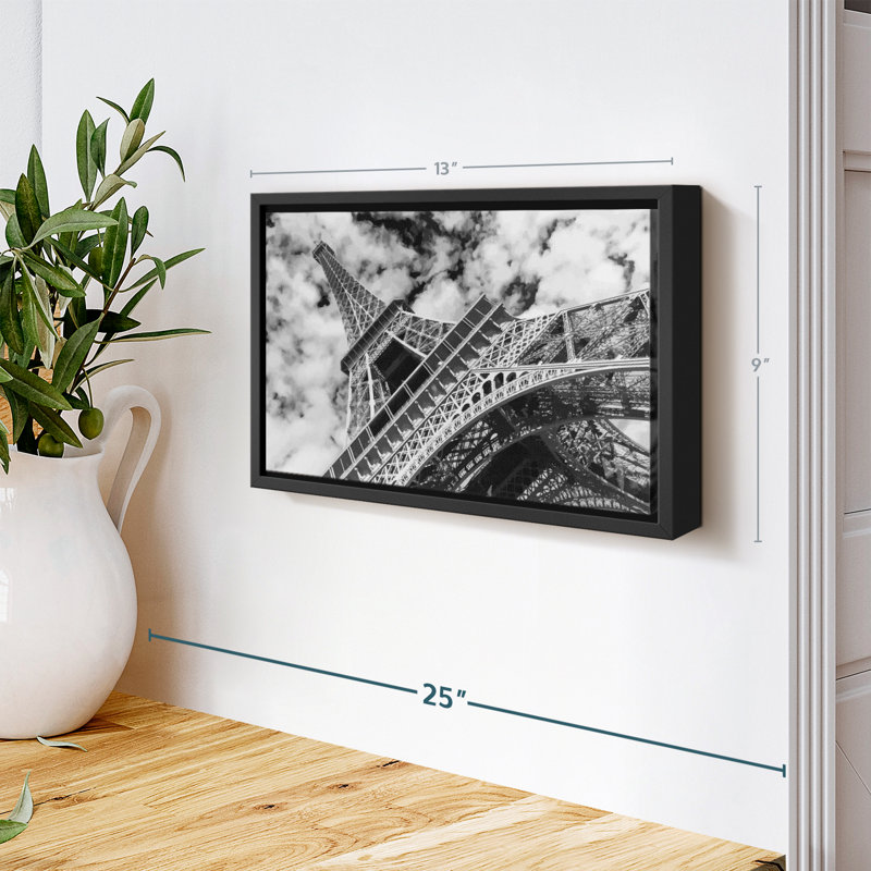 «Tour Eiffel Cloudscape Wall Art», H 9 po x l 13 po