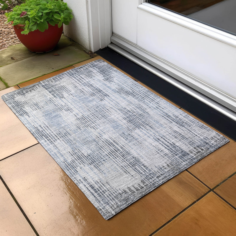 Rectangle Malek Rectangle 1'8" X 2'6" Indoor/Outdoor Area Rug with Non-Slip Backing, Rectangle 1 pi 8 po x 2 pi 6 po