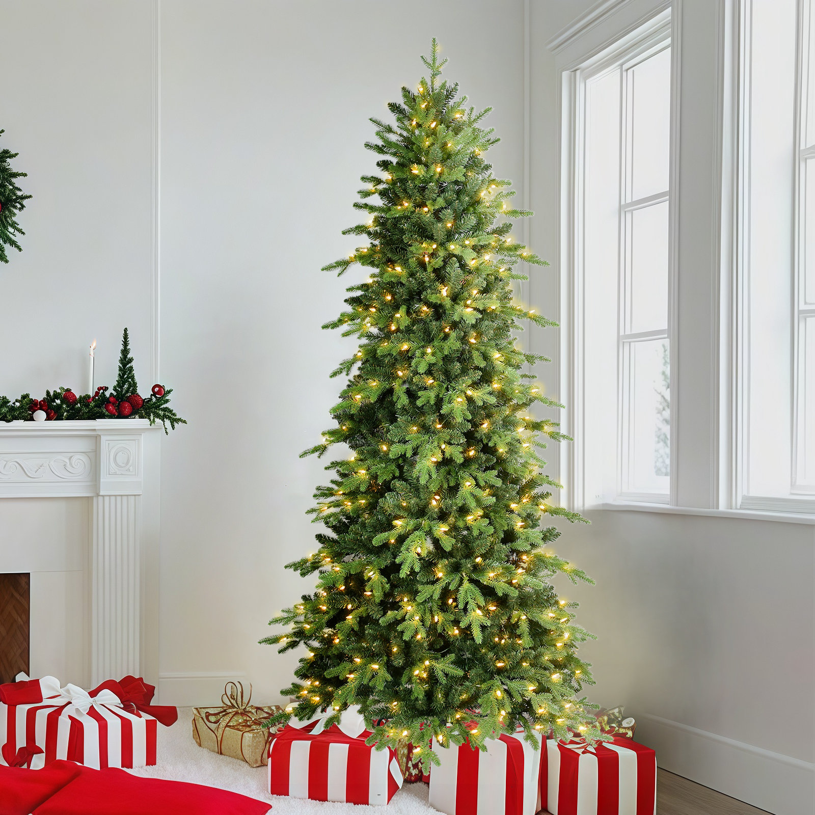 Pre-Lit Spruce Christmas Tree, 5'