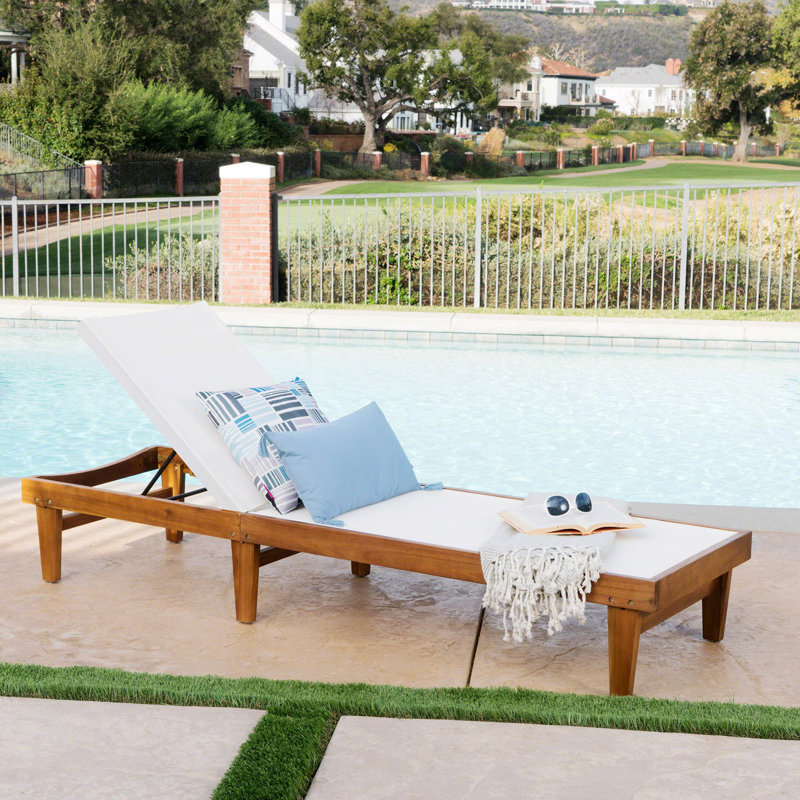 Chaise longue inclinable en acacia Gunnarr, Blanc / sarcelle