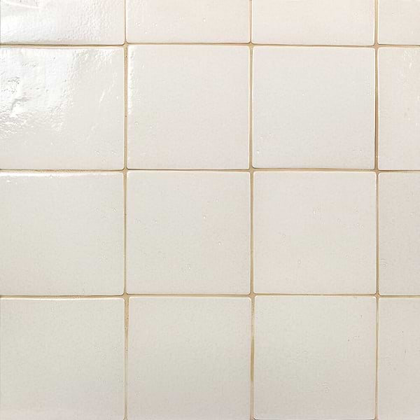 Cavallo 7 in. x 7 in. Glossy Tile, Bone