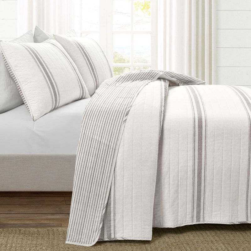 Fonti Cotton Striped Quilt, Gray
