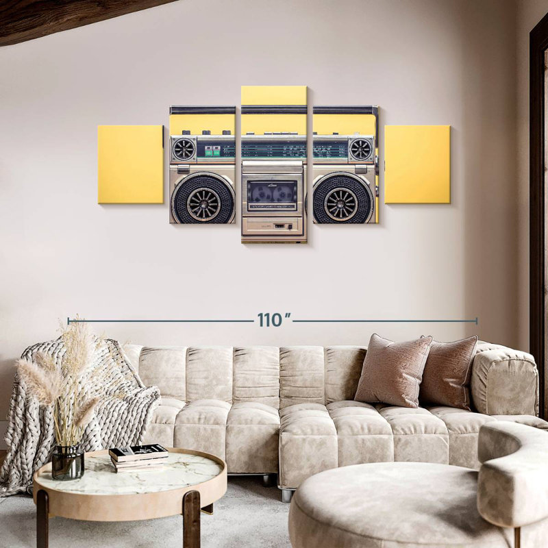 Boombox, H 42 po x l 92 po