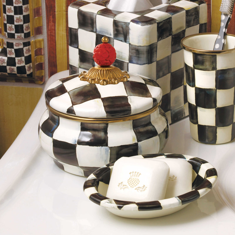 Courtly Check® Squashed Pot