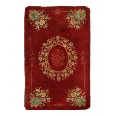 Nanfito Wool Oriental Area Rug in Red