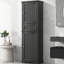 Armoire de salle de bain haute noire avec tablette réglable et tiroir inférieur central