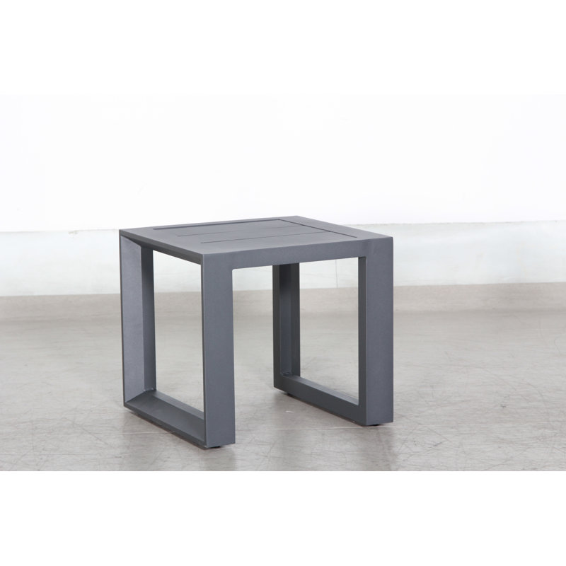 Table d’appoint en aluminium Abyssinia
