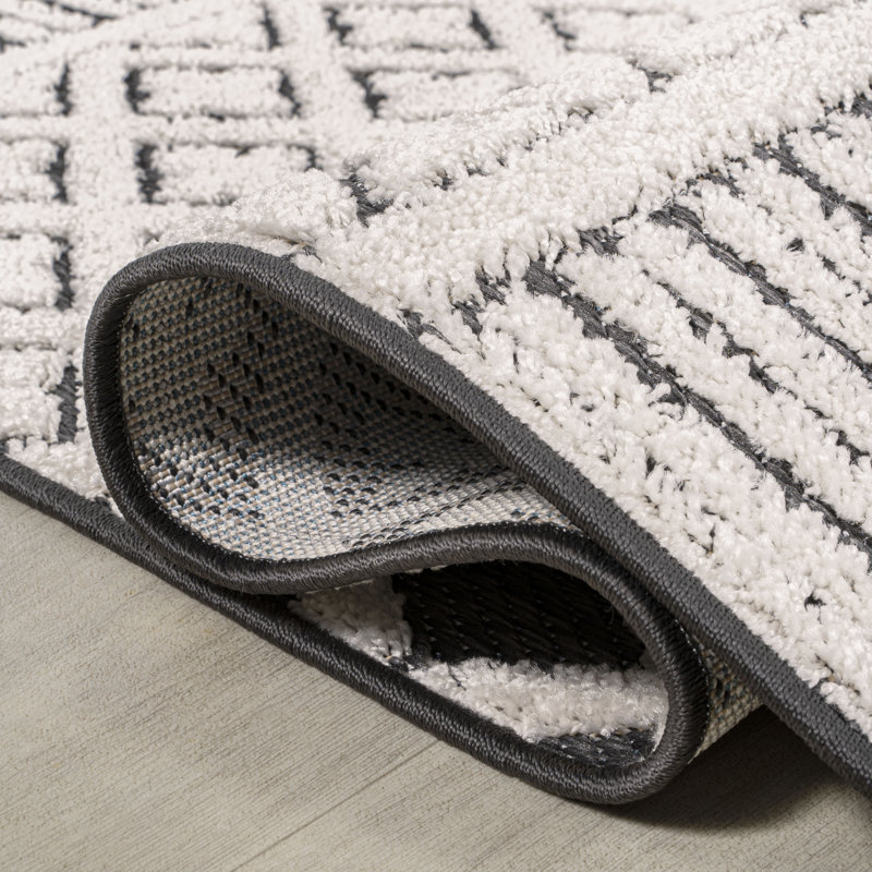 Hiiaka High-Low Modern Trellis Geometric Cream/Black Indoor/Outdoor Rug, Runner 2' x 8'