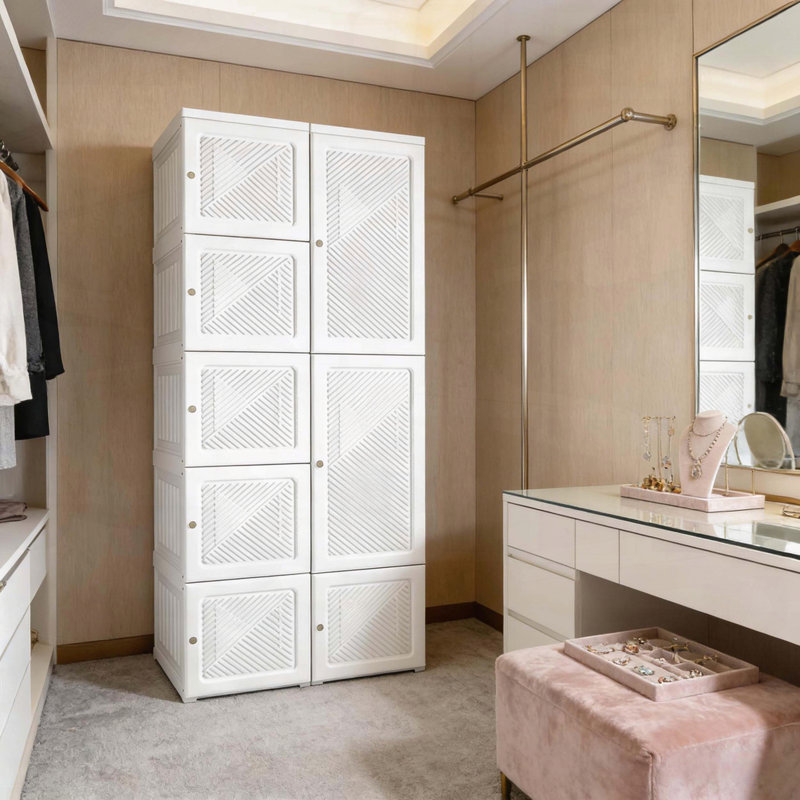 Garde-robe portable avec porte magnétique