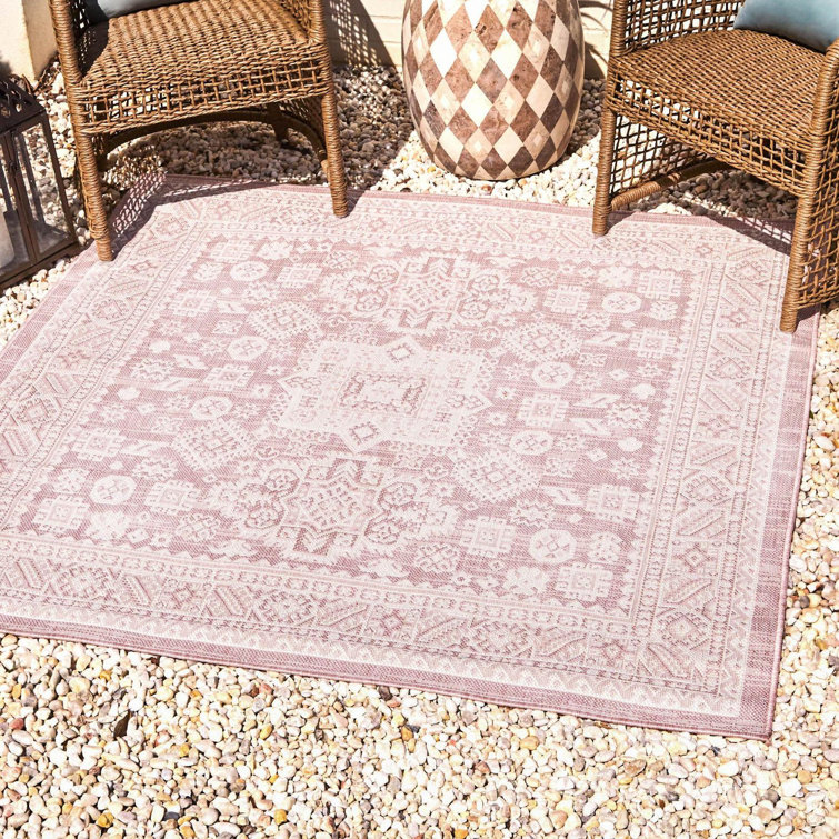 Danera Geometric Indoor / Outdoor Rug