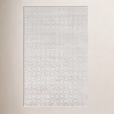 Shanta White Hand-Woven Geometric Viscose Rug