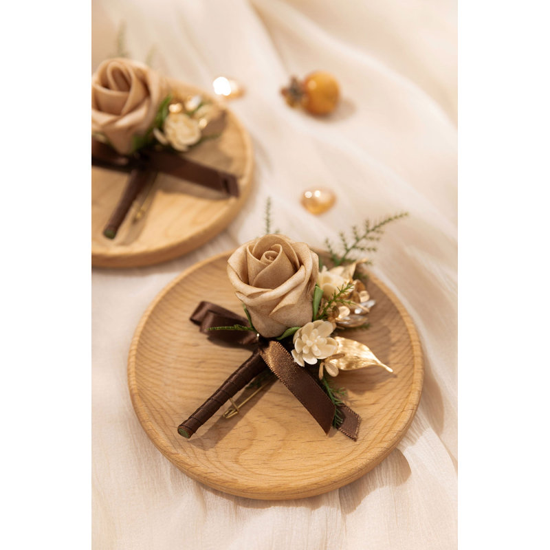 Boutonnières Ling's Moment en brun noyer et beige sable (ensemble de 2), Gant brun et doré