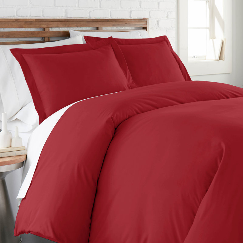 Ensemble de literie Southshore Basics de Southshore Fine Linens, coloris Chili Pepper, en microfibre doublement brossée 90 g/m², fermeture éclair invisible et attaches aux coins, 2 taies d'oreiller, taille grand lit/queen