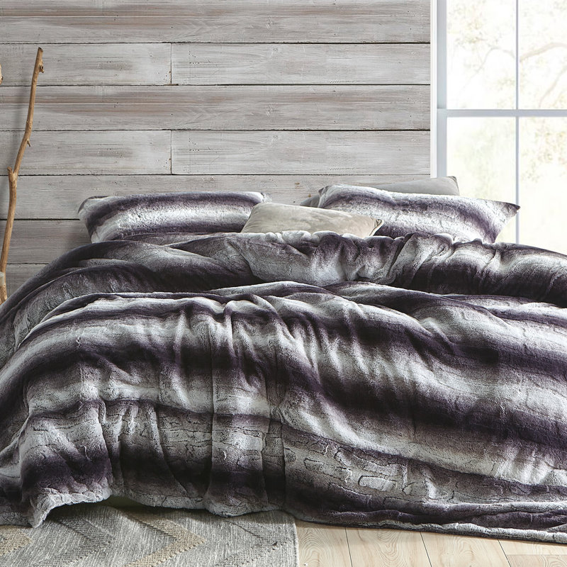 Twin XL Gray Striped Faux-Fur Comforter Set
