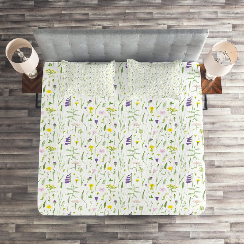 Farmhouse / Country Polyester Coverlet, King Bedspread + 2 Shams, Flower Green