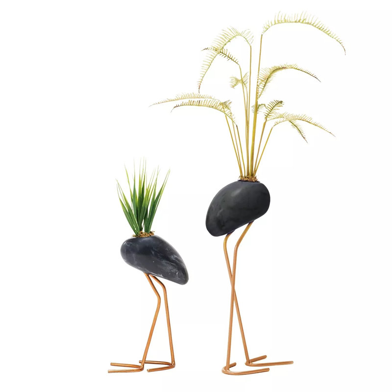 Kala Table Vase, Dark Gray