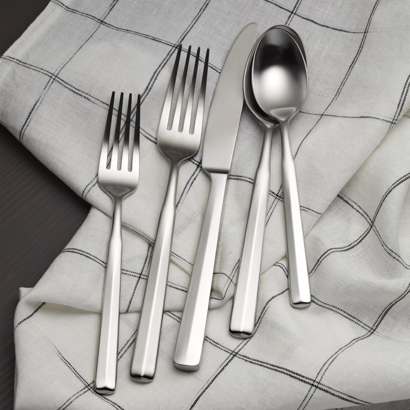 Oneida Ryder Satin 20-Piece Flatware Set, Silver