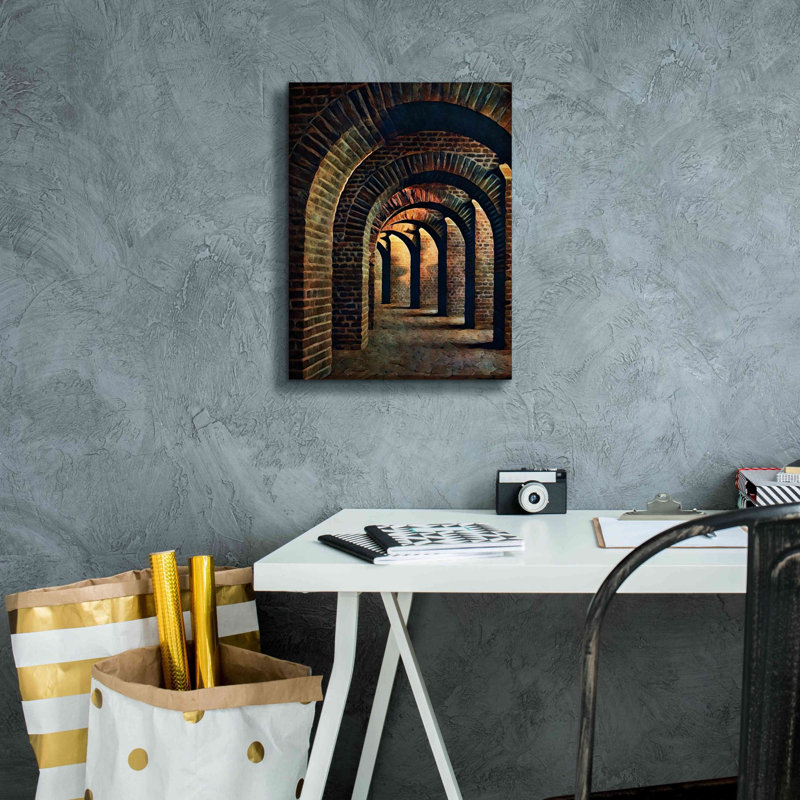 «Medimar Vaulted Cellar 1» par Ashley Aldridge, impression sur toile giclée sur toile, H 16 po x l 12 po x P 0,75 po