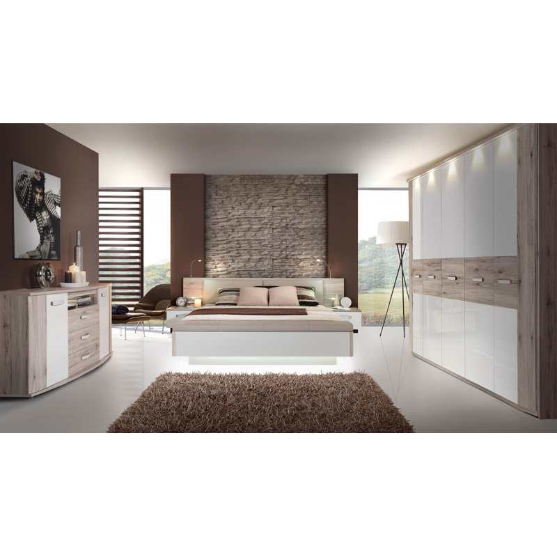 Mickie 169.8cm Sideboard, Sand oak/White gloss
