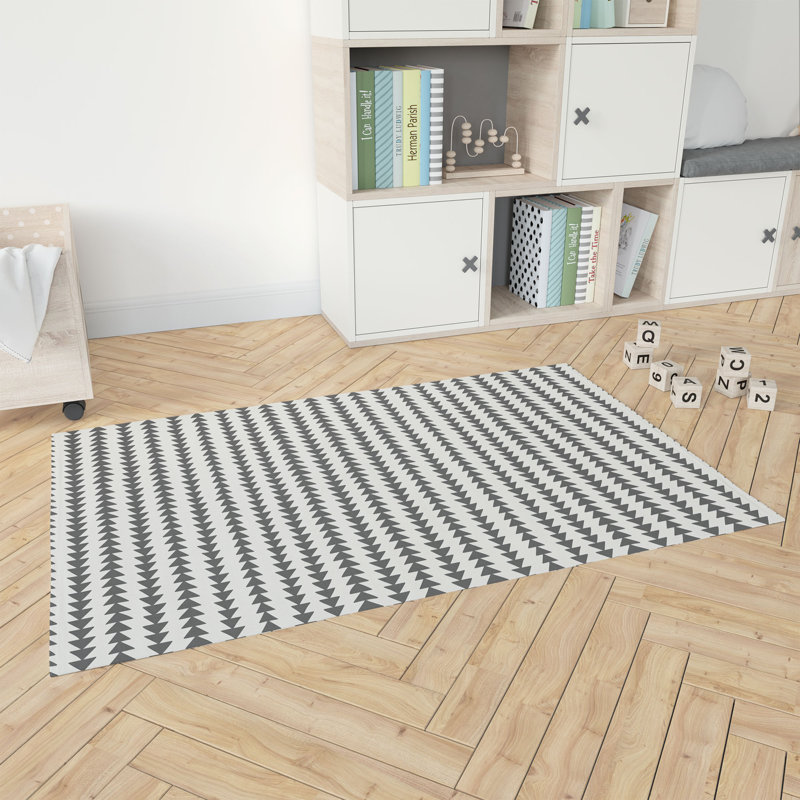 Tribal Arrows Kids Play Mat, Rectangle 5' x 7', Ivory/Charcoal
