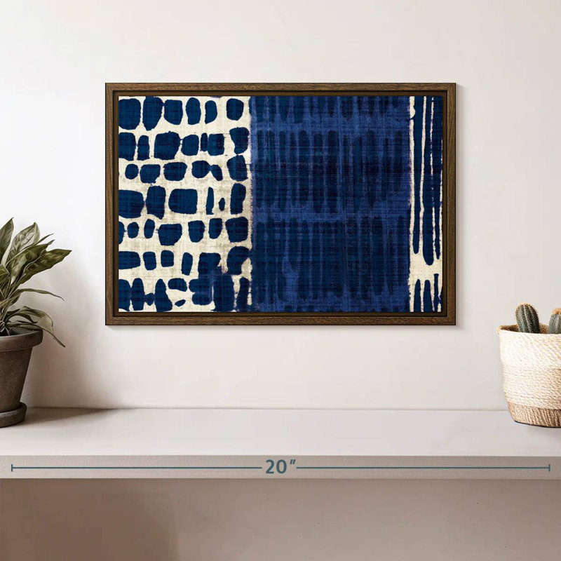 Indigo Batik I, 13 po x 9 po, Cadre flottant noyer