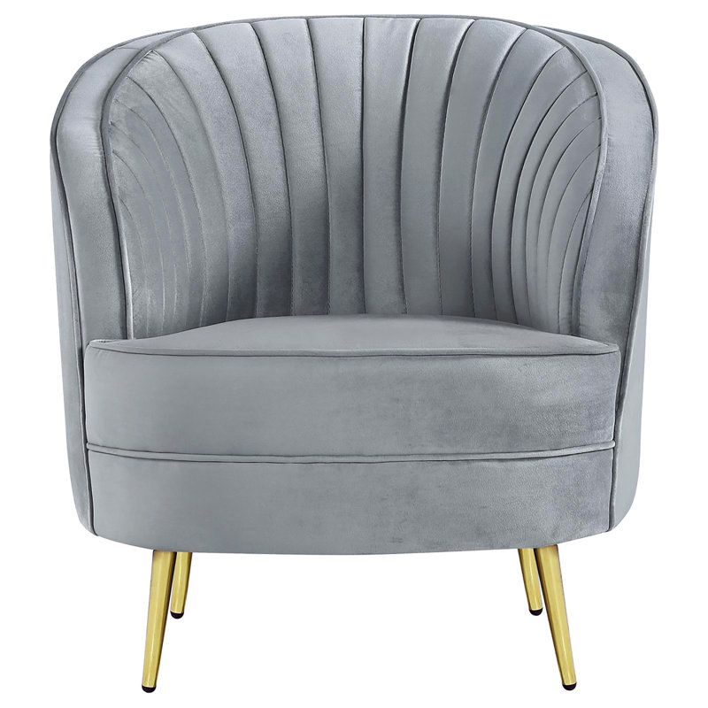 Chaise capitonnée grise et dorée
