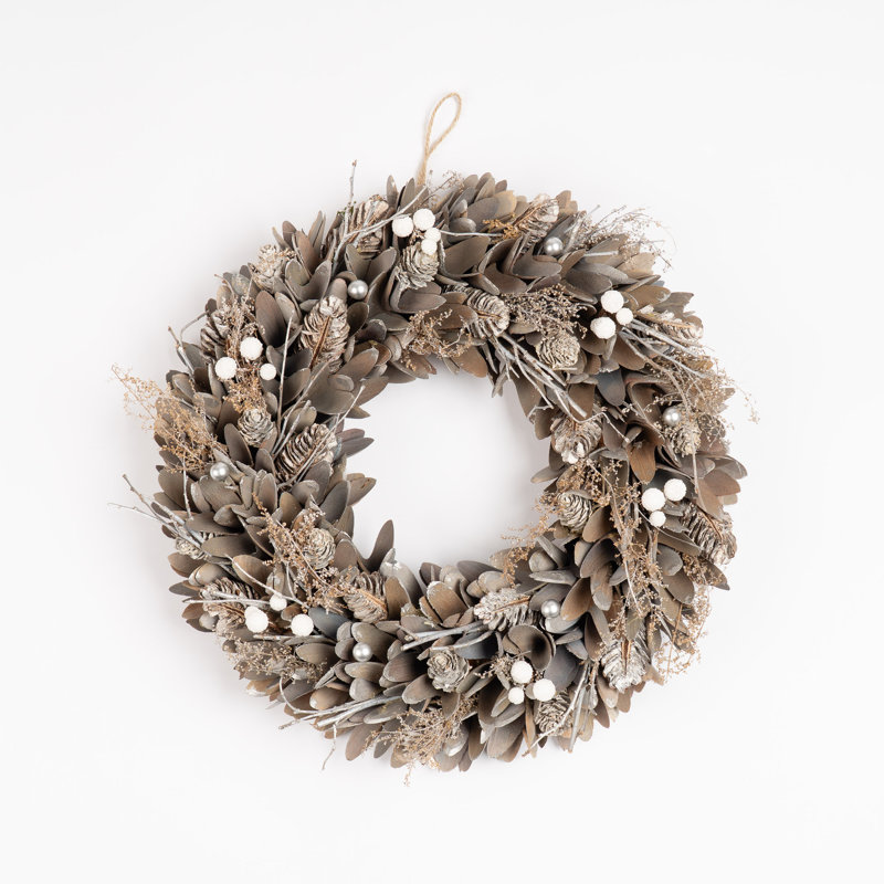 38cm Grey Wood Shave Wreath