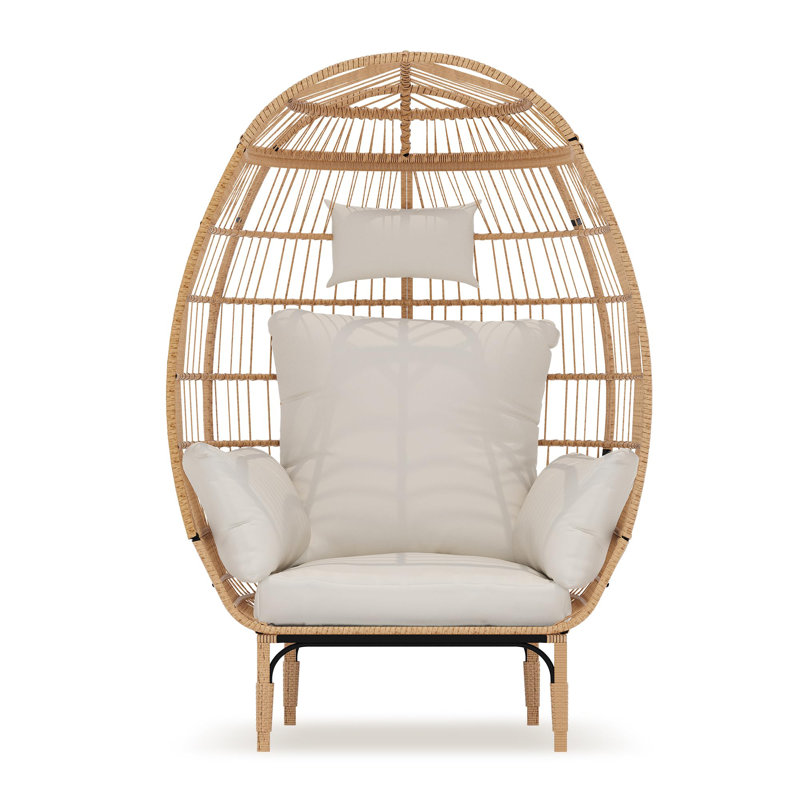 Outdoor Lounge Chair