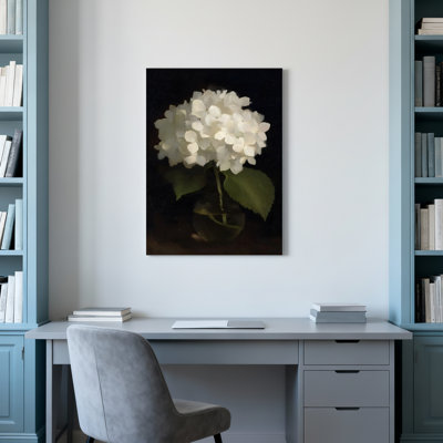 «White Hydrangea Flower Still Life», reproduction d'art sur toile tendue sur toile (ensemble de 1)