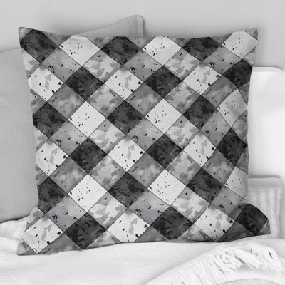 Black White Gingham Print V - Traditional Throw Pillow