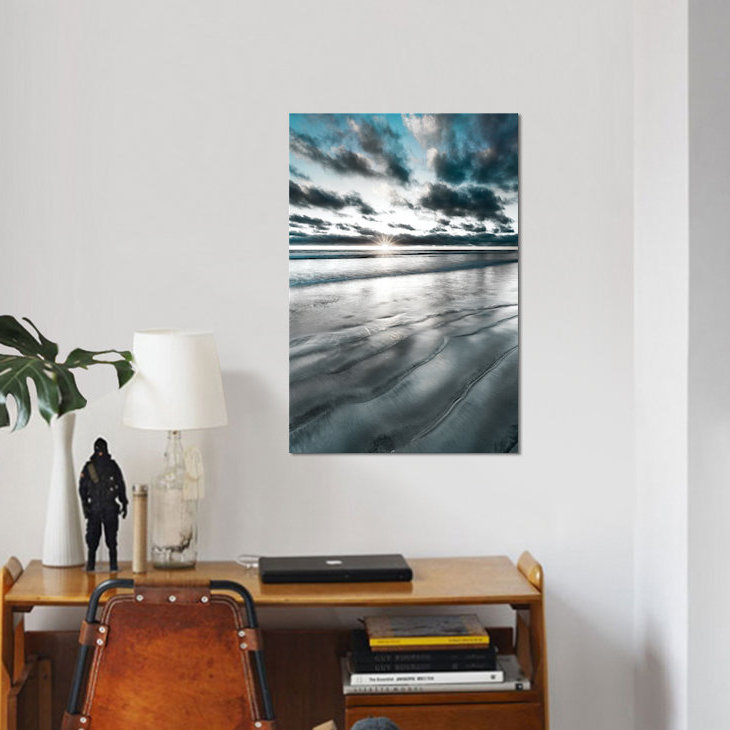 «Silver Sun», reproduction de photo sur toile, H 26 po x l 18 po x P 1,5 po, Toile tendue, Pas de tapis