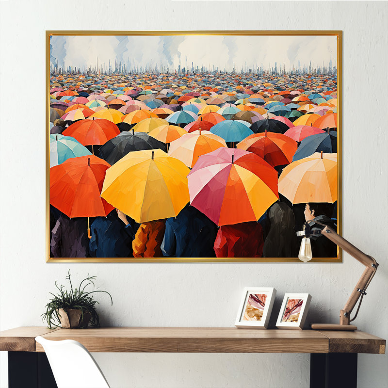 «Stadium Crowd With Umbrella In Rainy Day I», art mural sur toile, Cadre flottant doré, H 30 po x l 40 po