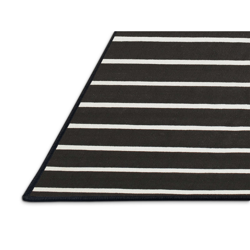 Geometric Indoor Rug, Rectangle 5' x 7'