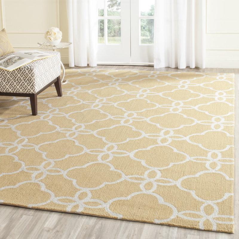 Four Seasons Hand Hooked Performance Floral Rug, Rectangle 5' x 8'