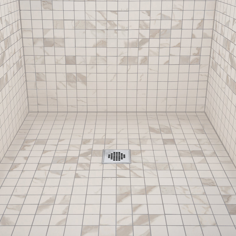 Drain carré en PVC 2 po à bas profil et crépine encliquetable en acier inoxydable poli avec anneau