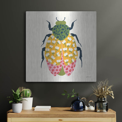 «Blooming Beetle 4» par Yvette St. Amant, art mural en métal, 24 po x 24 po