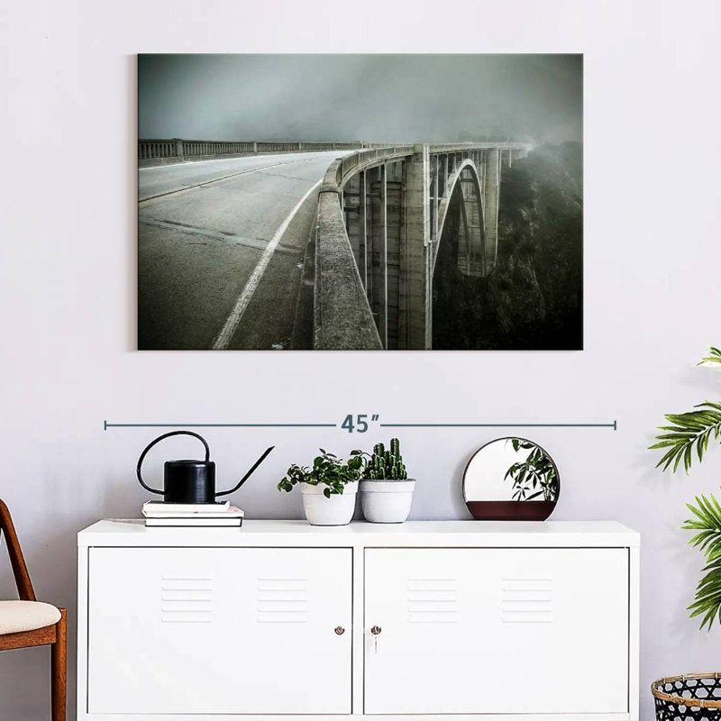 Lilie brumeux Bixby Bridge, H 30 po x l 45 po