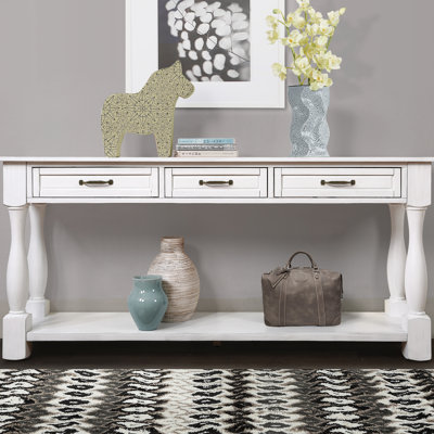 Longue console en bois 63 pouces, 3 tiroirs et 1 tablette, bois de pin massif, blanc antique, blanc de style Mid-Century avec tablette inférieure pour la maison