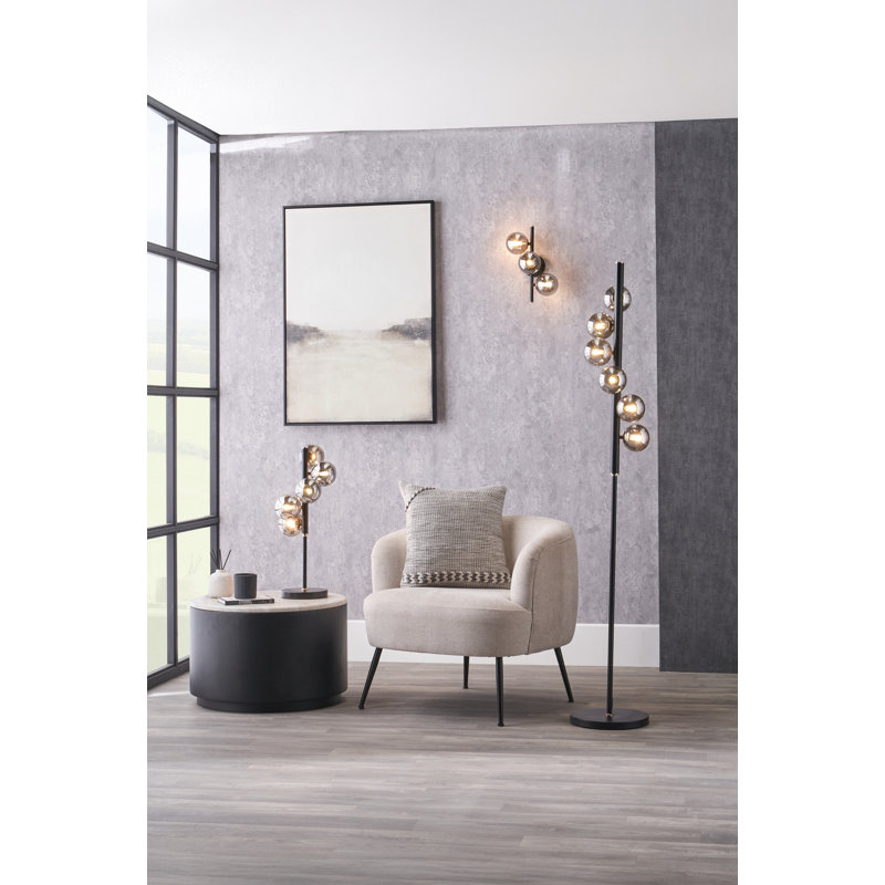 Steel Wallchiere