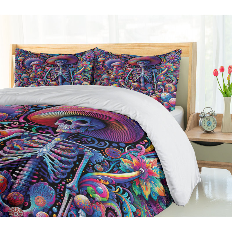 Trippy Duvet Cover, King Duvet Cover + 2 Standard Shams